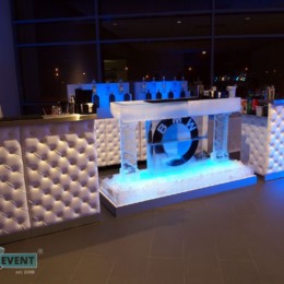 Bar lodowy z logo BMW
